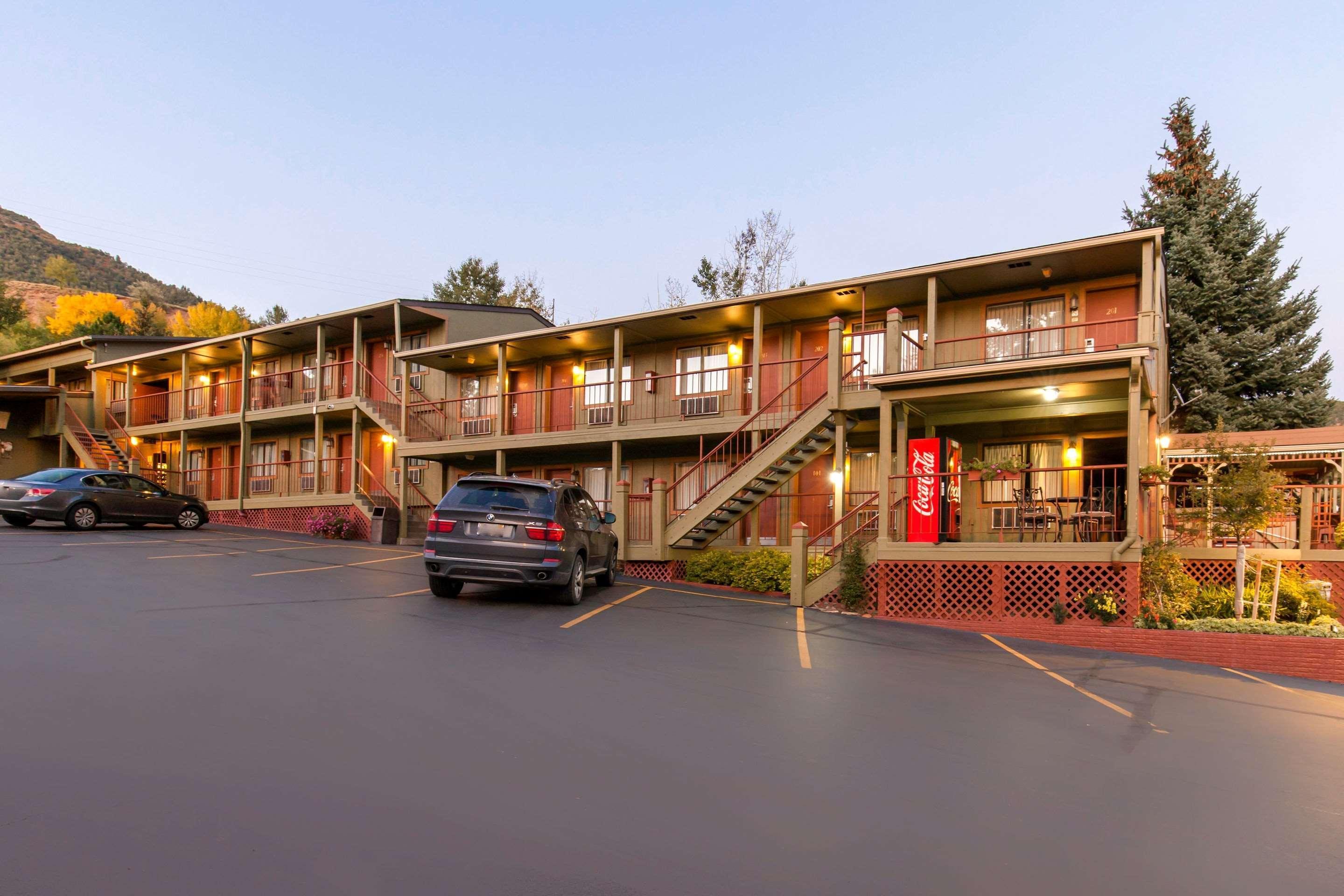 Rodeway Inn Glenwood Springs Exterior photo