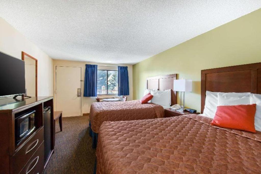 Rodeway Inn Glenwood Springs Exterior photo