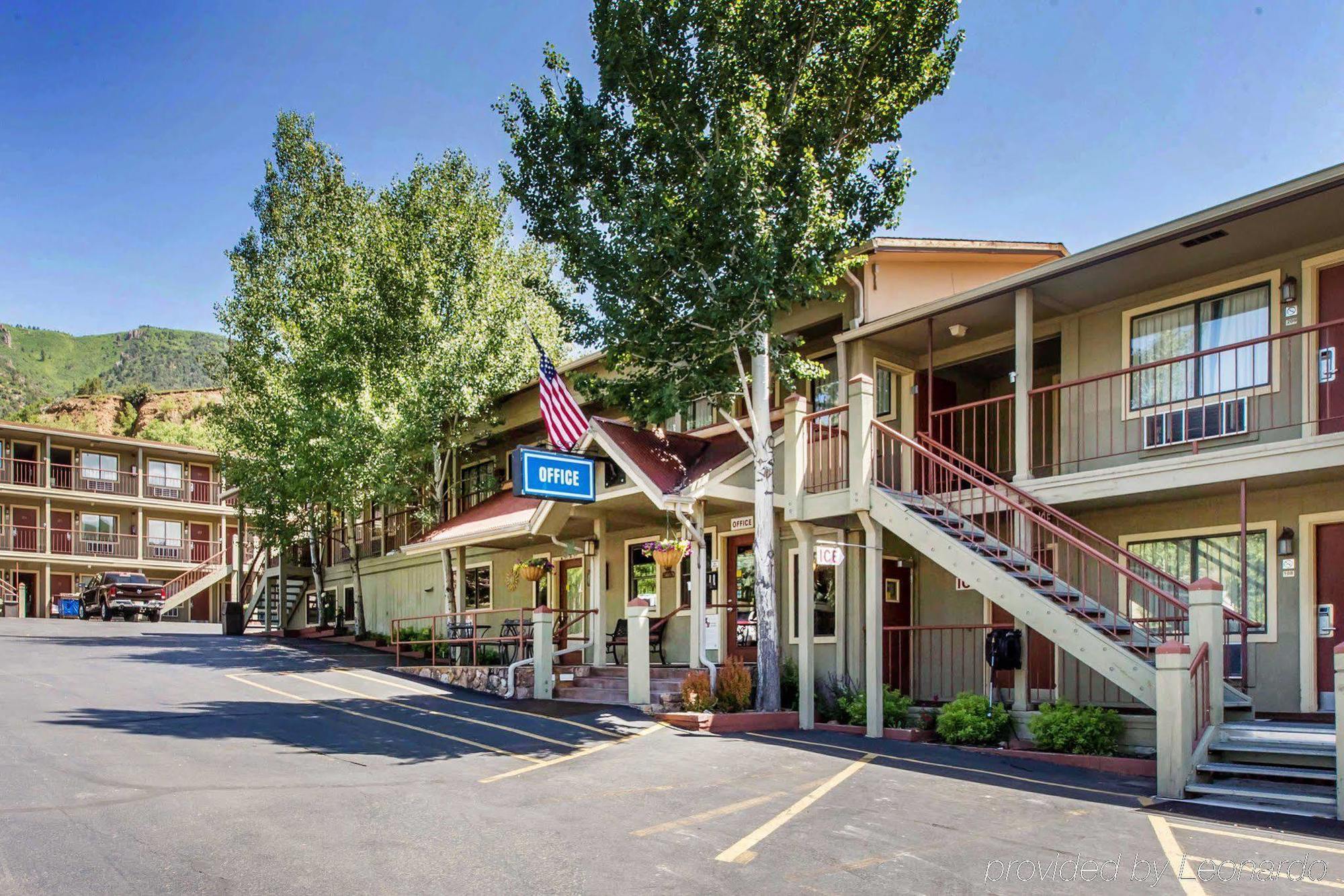 Rodeway Inn Glenwood Springs Exterior photo